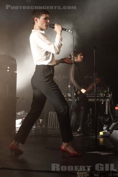 SAVAGES - 2014-03-21 - PARIS - Gaite Lyrique - Camille Berthomier - Ayse Hassan